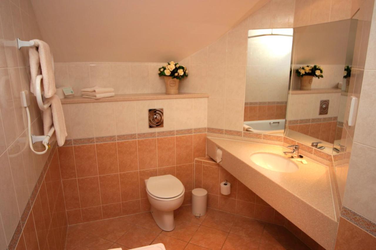 Loch Tummel Hotel Tummel Bridge Ngoại thất bức ảnh